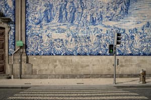 PTOPO - Porto - Azulejos Crossing - Stefan Pflaum.jpg Photo